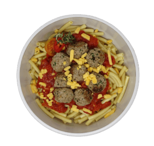 Nudeln mit Hackfleischbällchen in der Schale